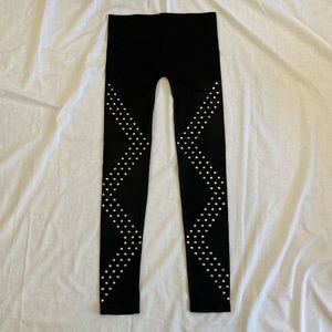 Urban Groove Studded Leggings